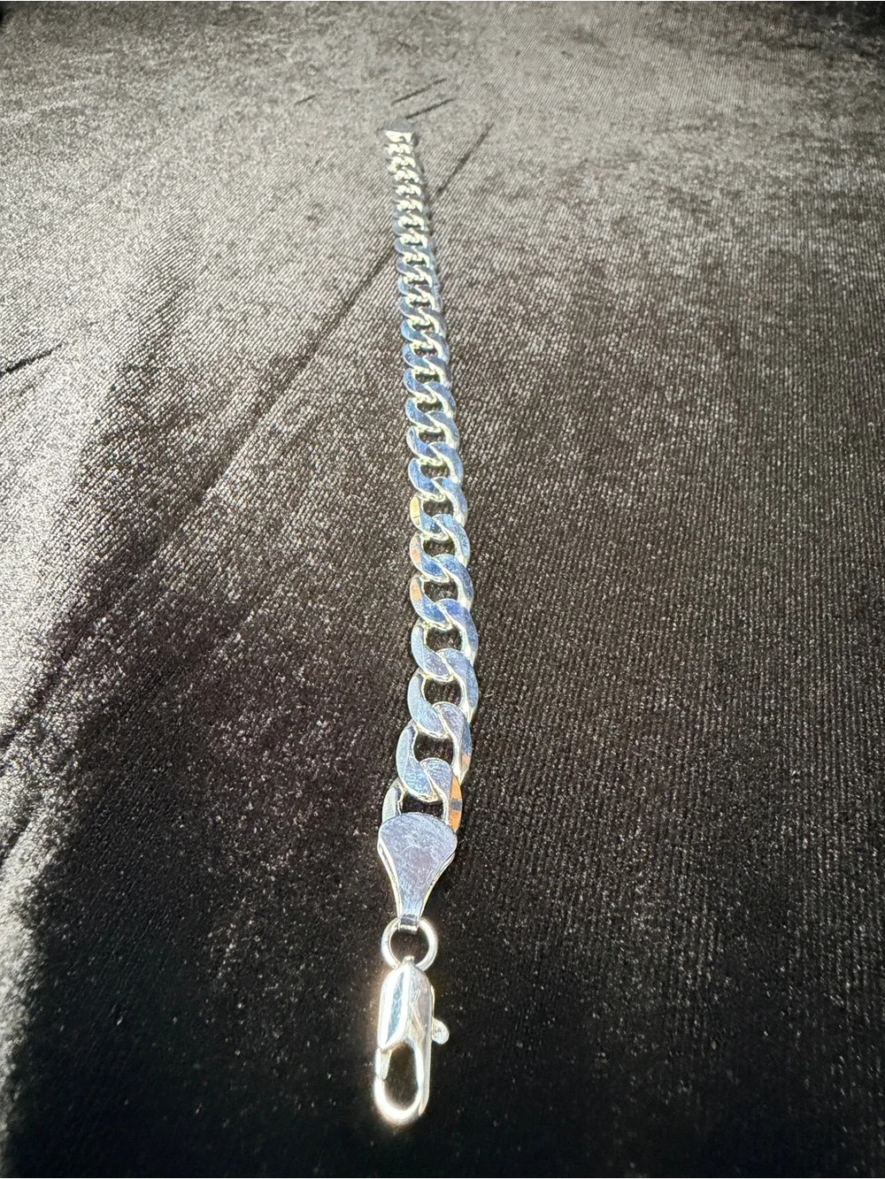 925 Stamped Cuban 9in 9MM Bracelet WG finish 22.2g Lobster Clasp. Brand New.